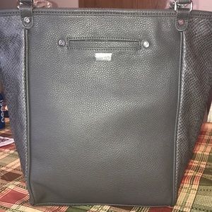 THIRTY ONE LEATHER PURSE